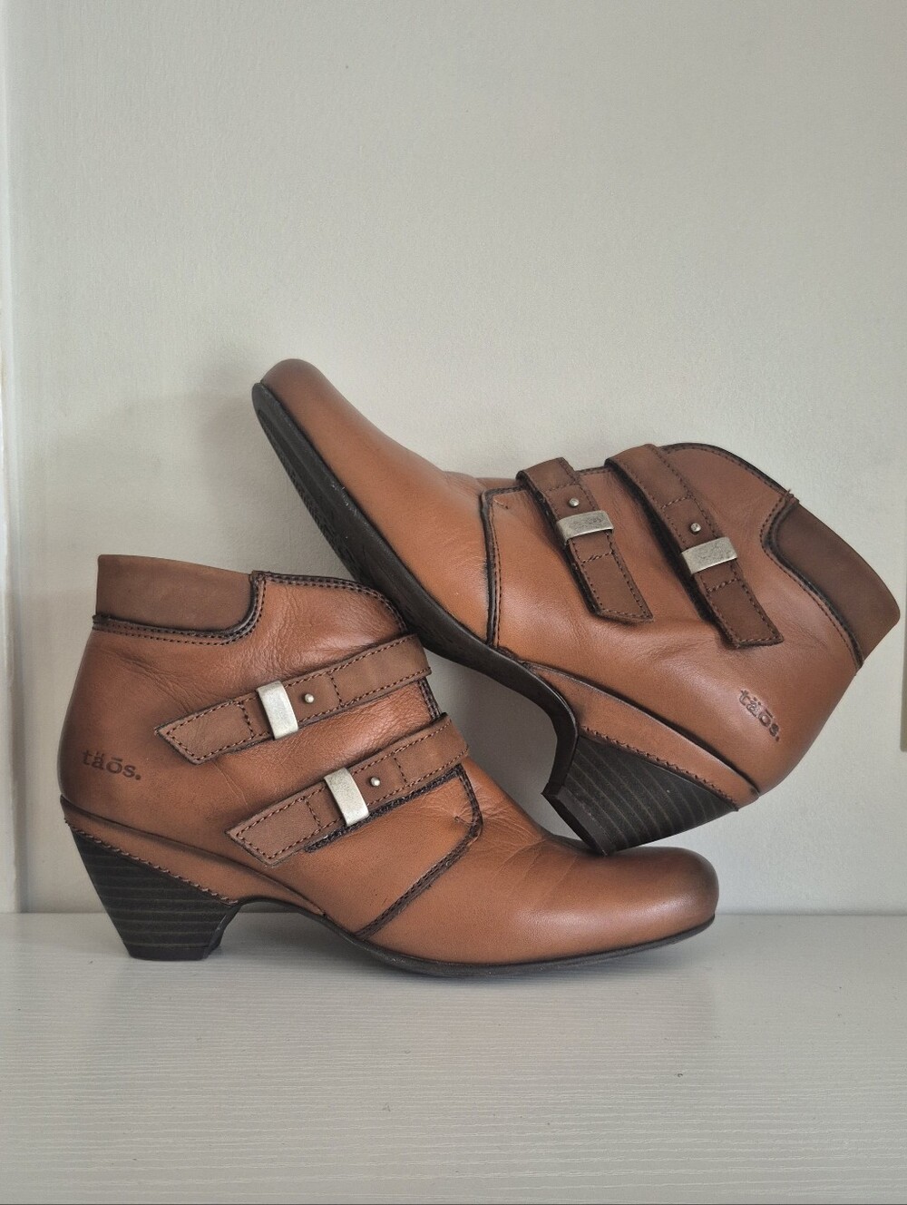 Taos Leather Ankle Booties Cognac Tan Buckle Strap Heel EU 41 / US 10-10.5